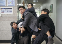 推荐10部韩国高分动作喜剧电影，笑点和​尺度齐飞！