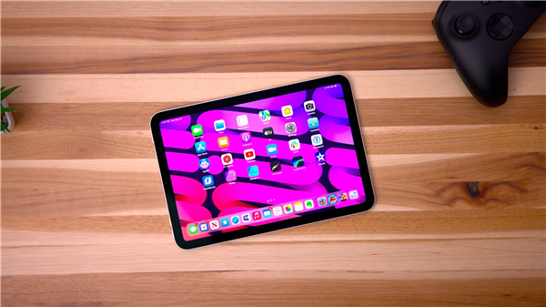 苹果新iPad mini或引领BB电子游戏市场,LCD屏幕将被淘汰
